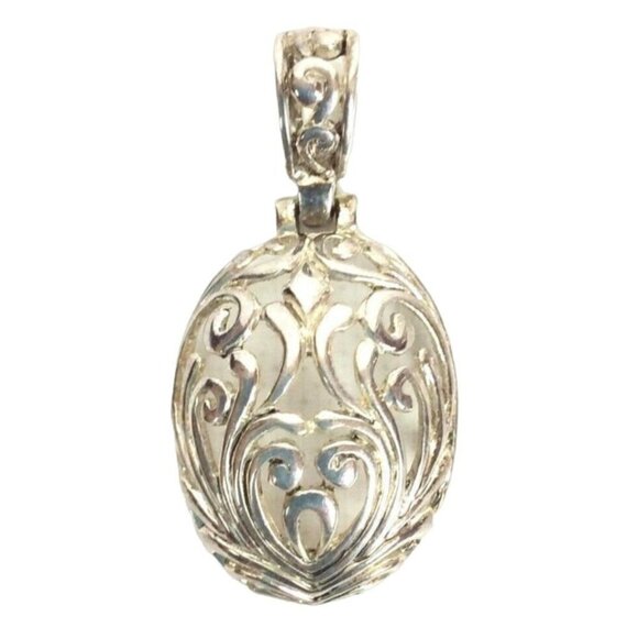 Vintage Oval Filigree Silverplate Pendant With Heart Scroll Design - Picture 1 of 2